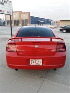 2008 Dodge Charger SXT   - Photo 8 - Davenport, IA 52802