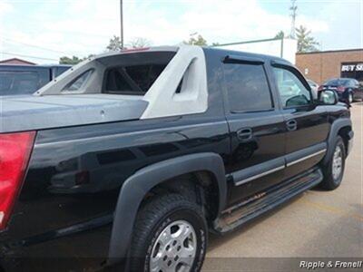 2003 Chevrolet Avalanche 1500 The North Face Edition 1500 4dr Crew Cab The   - Photo 6 - Davenport, IA 52802