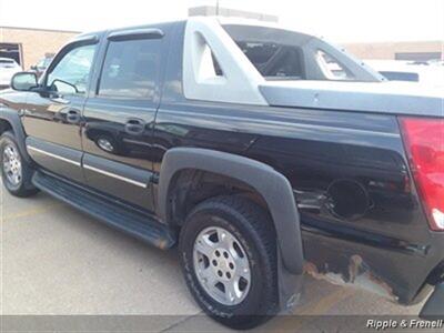 2003 Chevrolet Avalanche 1500 The North Face Edition 1500 4dr Crew Cab The   - Photo 7 - Davenport, IA 52802