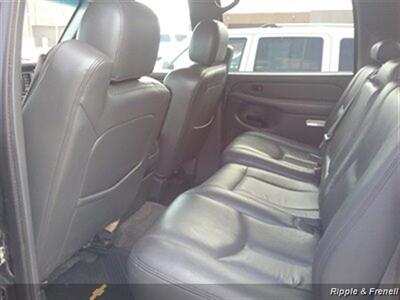 2003 Chevrolet Avalanche 1500 The North Face Edition 1500 4dr Crew Cab The   - Photo 9 - Davenport, IA 52802