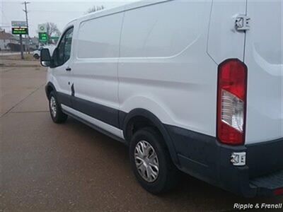 2017 Ford Transit 250   - Photo 7 - Davenport, IA 52802