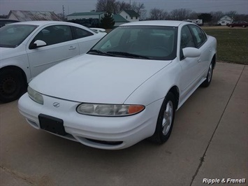 2001 Oldsmobile Alero GL   - Photo 1 - Davenport, IA 52802