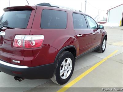 2011 GMC Acadia SL   - Photo 10 - Davenport, IA 52802