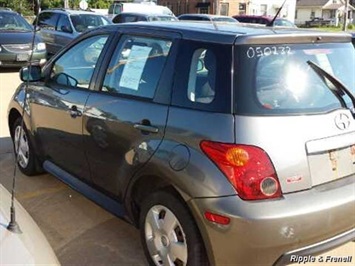 2005 Scion xA   - Photo 2 - Davenport, IA 52802