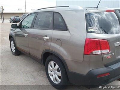 2012 Kia Sorento LX   - Photo 7 - Davenport, IA 52802