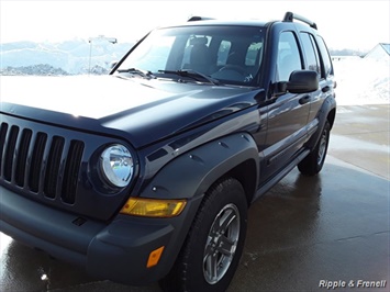 2006 Jeep Liberty Renegade Renegade 4dr SUV   - Photo 3 - Davenport, IA 52802