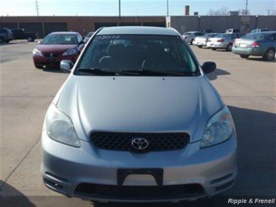 2003 Toyota Matrix XR   - Photo 1 - Davenport, IA 52802