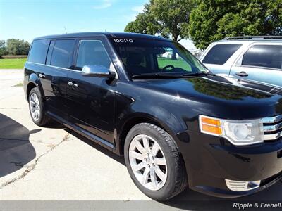 2010 Ford Flex Limited   - Photo 8 - Davenport, IA 52802