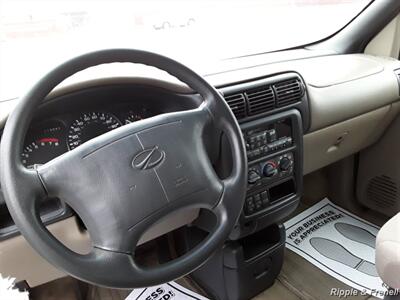 1999 Oldsmobile Silhouette GS   - Photo 5 - Davenport, IA 52802