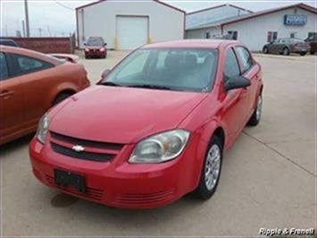 2009 Chevrolet Cobalt LS   - Photo 1 - Davenport, IA 52802