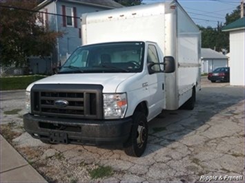 2010 Ford E-Series Van  SUPER DUTY - Photo 1 - Davenport, IA 52802