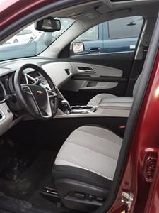 2011 Chevrolet Equinox LT   - Photo 9 - Davenport, IA 52802