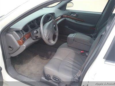 2004 Buick LeSabre Custom   - Photo 9 - Davenport, IA 52802