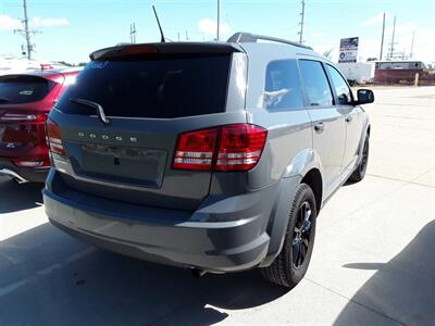 2020 Dodge Journey SE Value   - Photo 10 - De Witt, IA 52742