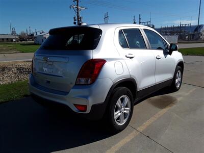 2017 Chevrolet Trax LT   - Photo 10 - De Witt, IA 52742