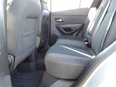 2017 Chevrolet Trax LT   - Photo 7 - De Witt, IA 52742