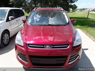 2016 Ford Escape Titanium   - Photo 1 - Davenport, IA 52802