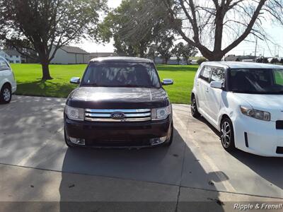 2010 Ford Flex Limited   - Photo 1 - Davenport, IA 52802