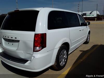 2014 Dodge Grand Caravan SE   - Photo 10 - Davenport, IA 52802