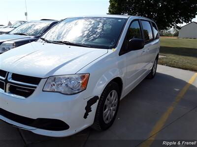 2014 Dodge Grand Caravan SE   - Photo 3 - Davenport, IA 52802