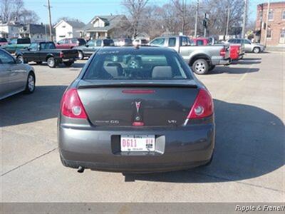 2005 Pontiac G6   - Photo 5 - Davenport, IA 52802