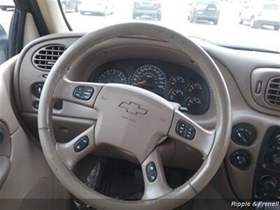 2004 Chevrolet Trailblazer LT   - Photo 12 - Davenport, IA 52802