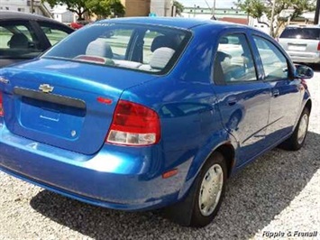 2004 Chevrolet Aveo   - Photo 2 - Davenport, IA 52802