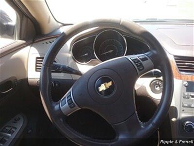 2011 Chevrolet Malibu LTZ   - Photo 12 - Davenport, IA 52802