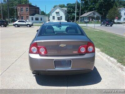 2011 Chevrolet Malibu LTZ   - Photo 5 - Davenport, IA 52802