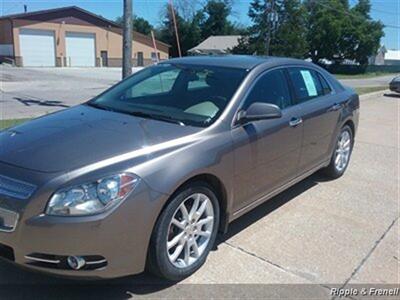 2011 Chevrolet Malibu LTZ   - Photo 3 - Davenport, IA 52802