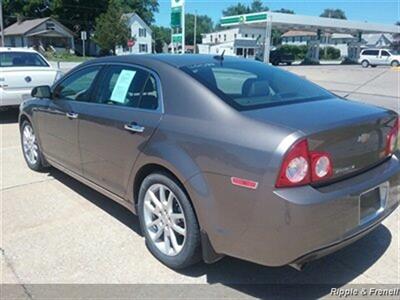 2011 Chevrolet Malibu LTZ   - Photo 7 - Davenport, IA 52802