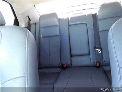 2005 Chrysler 300 Series Touring   - Photo 6 - Davenport, IA 52802