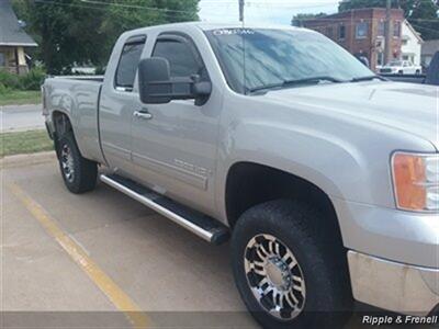 2008 GMC Sierra 2500 SLE1   - Photo 4 - Davenport, IA 52802