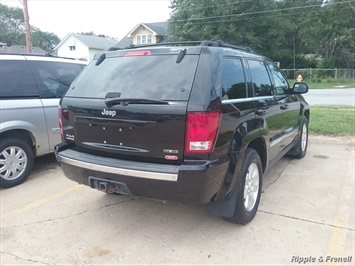 2009 Jeep Grand Cherokee Limited   - Photo 3 - Davenport, IA 52802