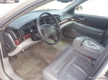 2004 Buick LeSabre Limited   - Photo 8 - Davenport, IA 52802