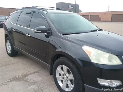 2011 Chevrolet Traverse LT - Photo 4 - Davenport, IA 52802