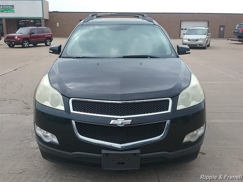 2011 Chevrolet Traverse LT  