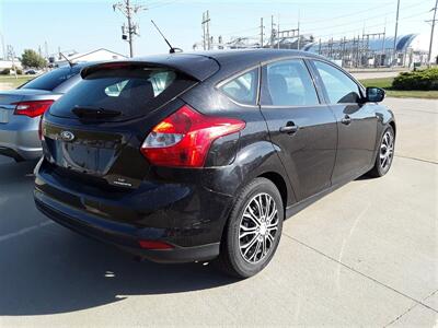 2014 Ford Focus SE   - Photo 9 - Silvis, IL 61282