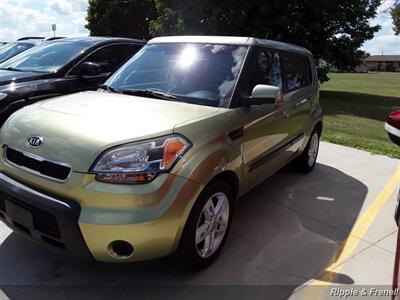 2010 Kia Soul +   - Photo 3 - De Witt, IA 52742