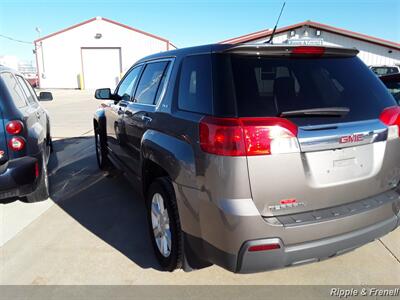 2012 GMC Terrain SLE-1   - Photo 9 - Davenport, IA 52802