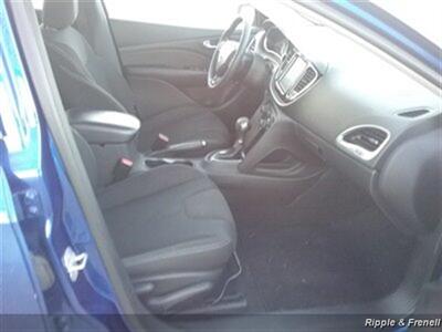 2014 Dodge Dart SXT   - Photo 10 - Davenport, IA 52802