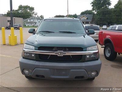 2002 Chevrolet Avalanche 1500 4dr 1500   - Photo 1 - Davenport, IA 52802