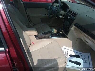 2006 Ford Fusion V6 SEL   - Photo 10 - Davenport, IA 52802