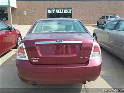 2006 Ford Fusion V6 SEL   - Photo 5 - Davenport, IA 52802