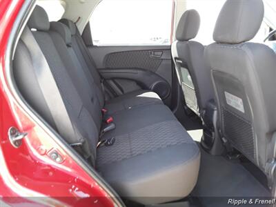 2008 Kia Sportage LX   - Photo 10 - Davenport, IA 52802