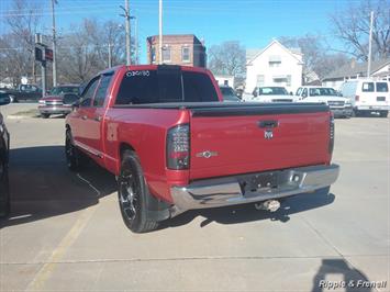 2008 Dodge Ram 1500 ST ST 4dr Quad Cab SB   - Photo 4 - Davenport, IA 52802