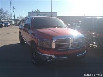 2008 Dodge Ram 1500 ST ST 4dr Quad Cab SB   - Photo 1 - Davenport, IA 52802