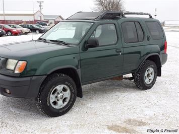 2000 Nissan Xterra XE-V6 4dr XE V6   - Photo 1 - Davenport, IA 52802