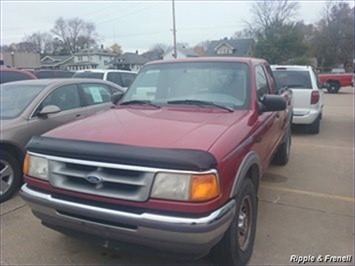 1997 Ford Ranger XLT 2dr XLT   - Photo 1 - Davenport, IA 52802