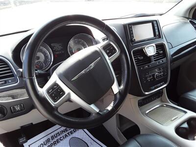 2012 Chrysler Town & Country Touring-L   - Photo 5 - De Witt, IA 52742